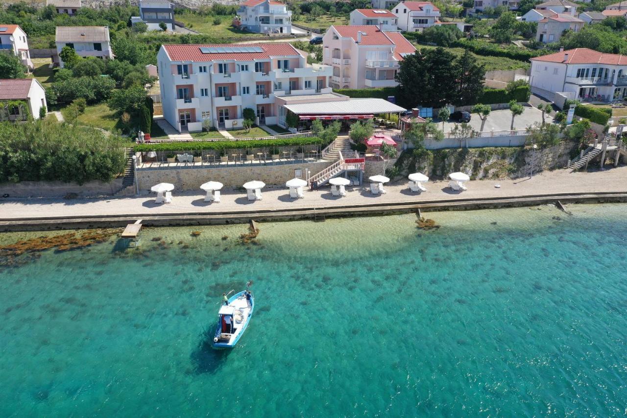 Pension Augustino Miletici ภายนอก รูปภาพ