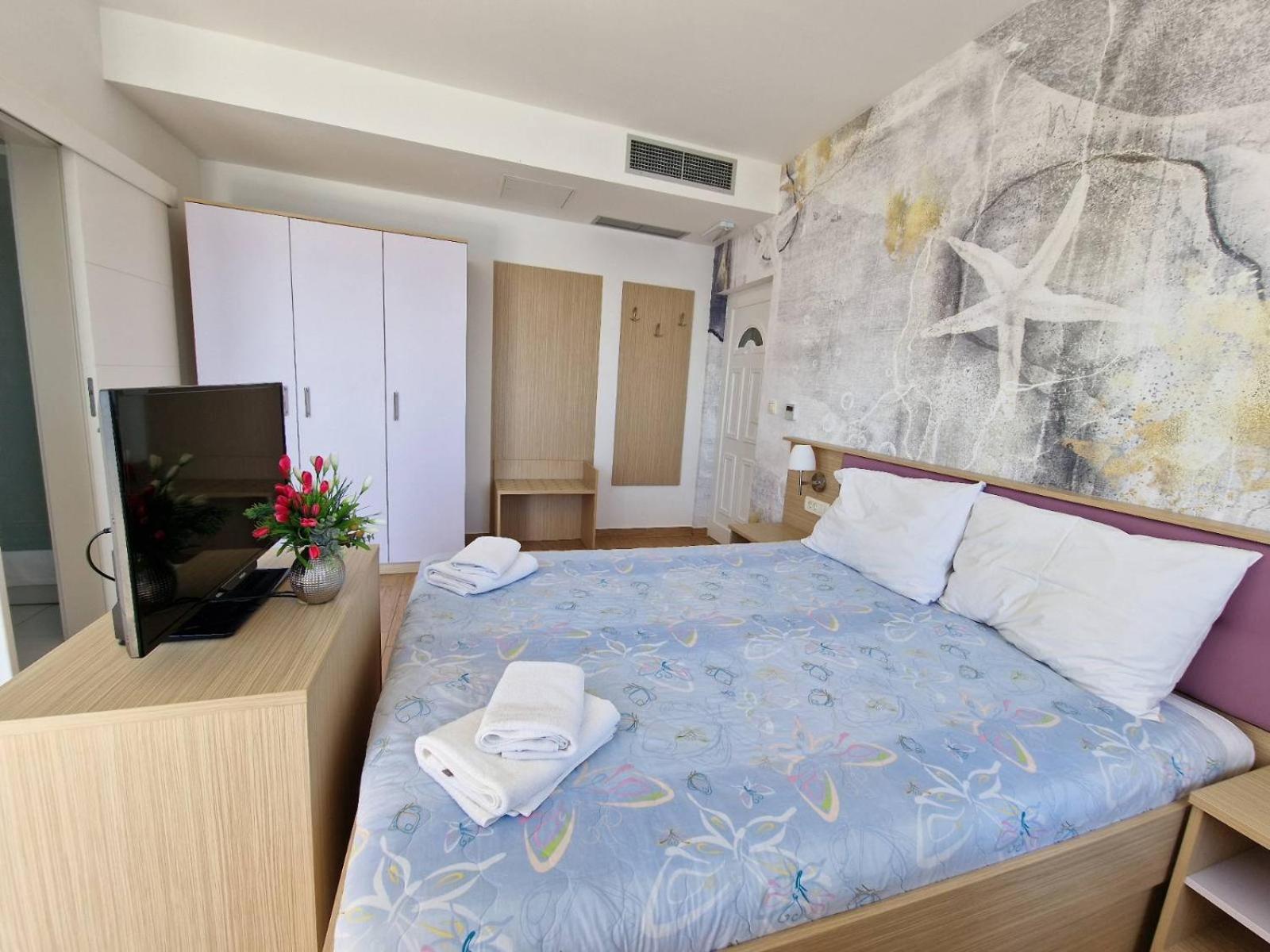 Pension Augustino Miletici ภายนอก รูปภาพ