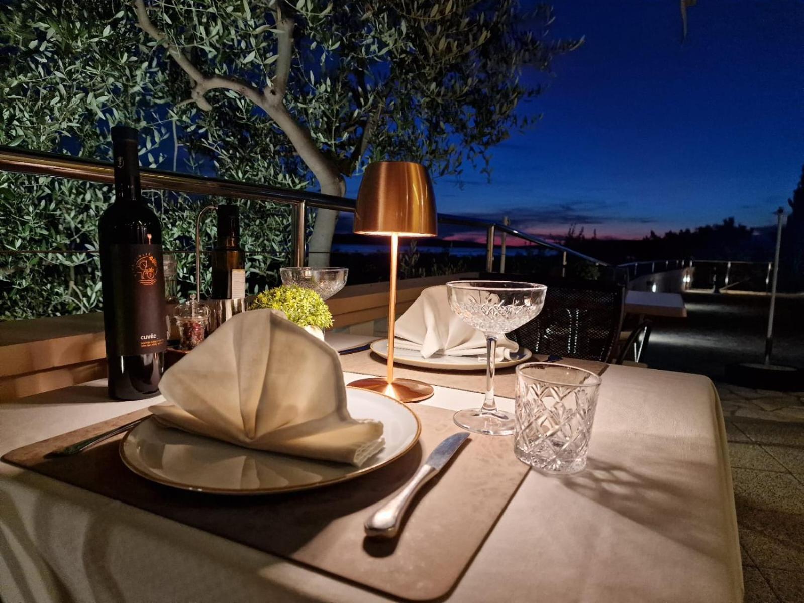Pension Augustino Miletici ภายนอก รูปภาพ
