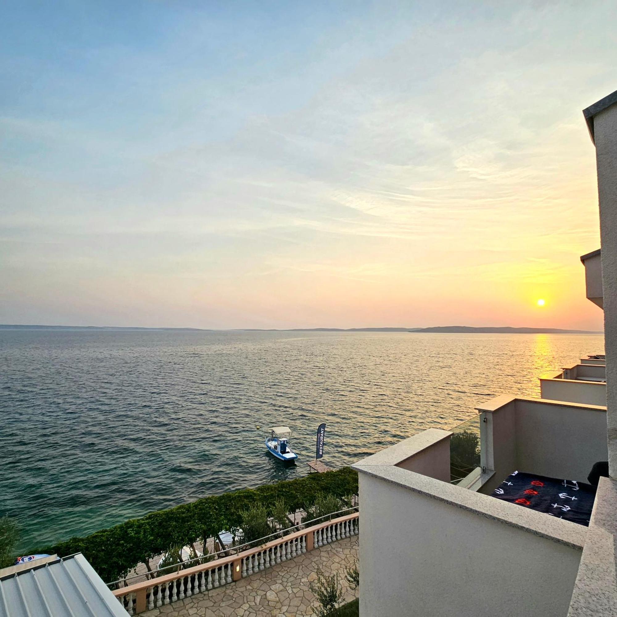 Pension Augustino Miletici ภายนอก รูปภาพ