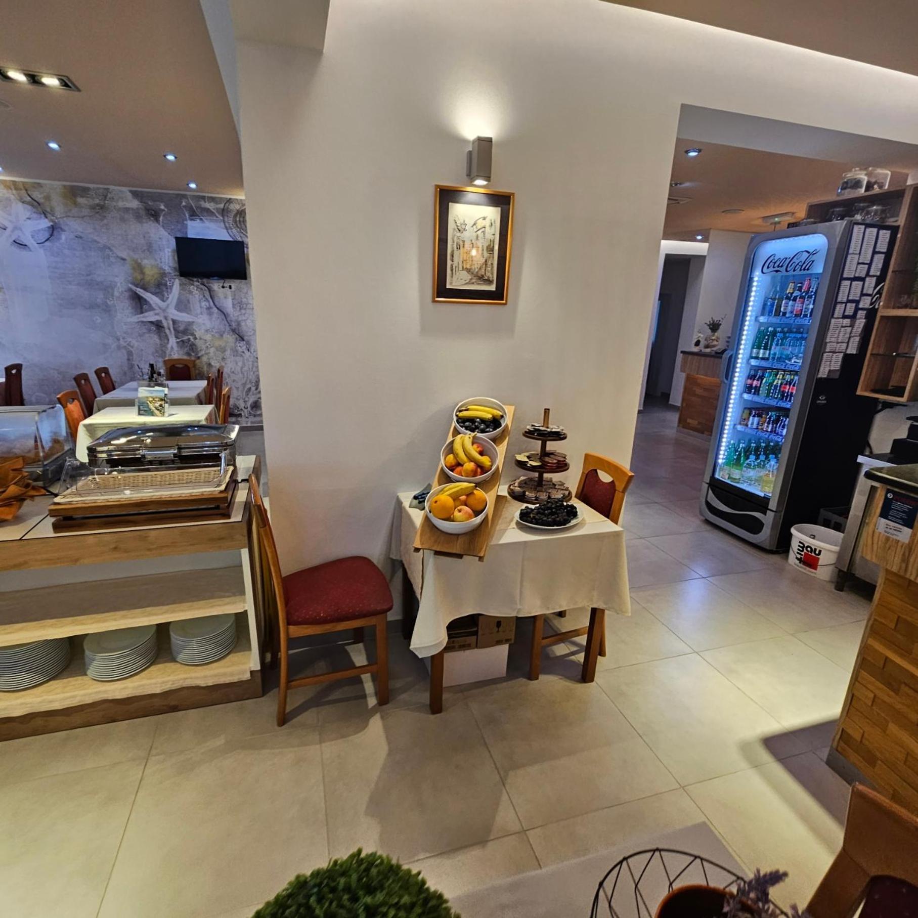 Pension Augustino Miletici ภายนอก รูปภาพ